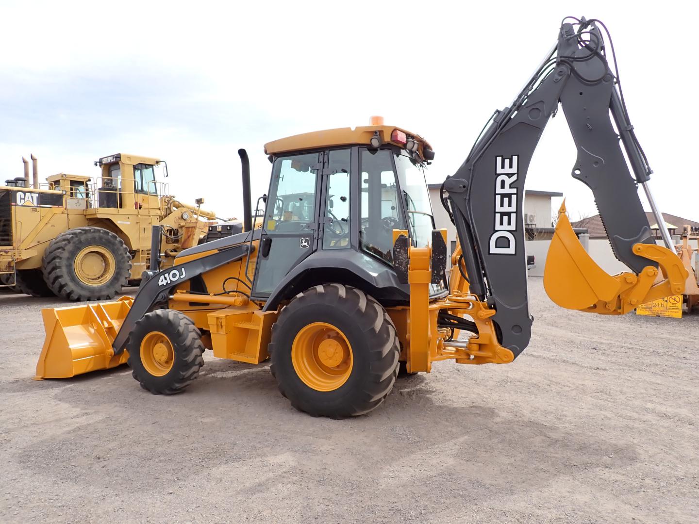 ./imagenes/INVOICE/2019/16070/RETROEXCAVADORA JOHN DEERE_410J (22).JPG